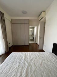 Sea Esta (D18), Condominium #560135481